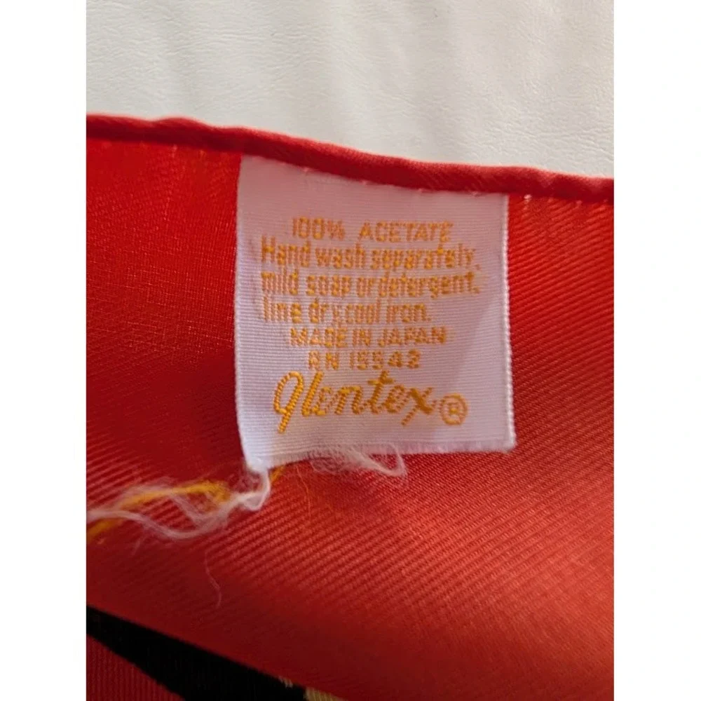 Glentex Vintage 70s Acetate Scarf Red‎ Plaid Daisy Print 23" Square Scarf - Picture 6 of 6